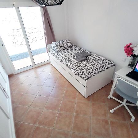 Вилла Casa Geminis, Relax, Sol Y Jacuzzi Тарахалехо Экстерьер фото